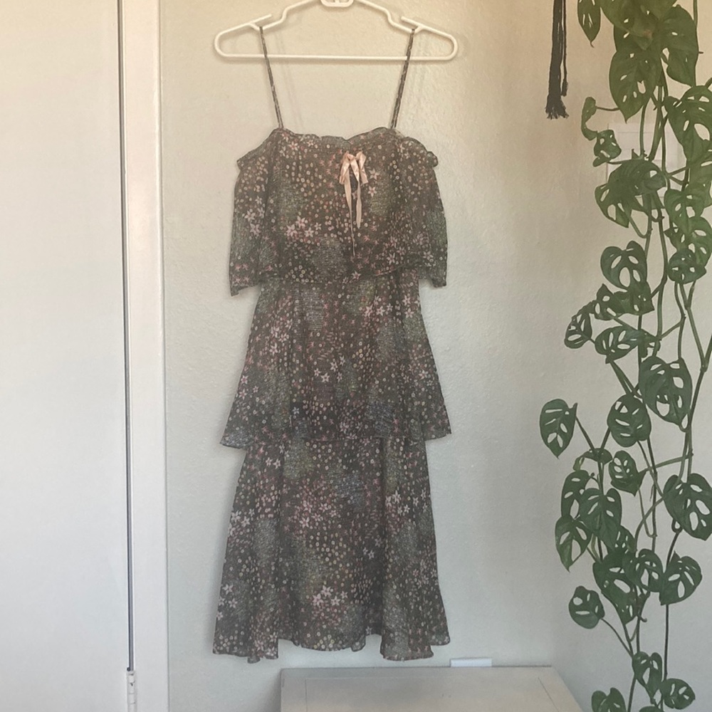 Vintage Floral Tiered Midi Dress